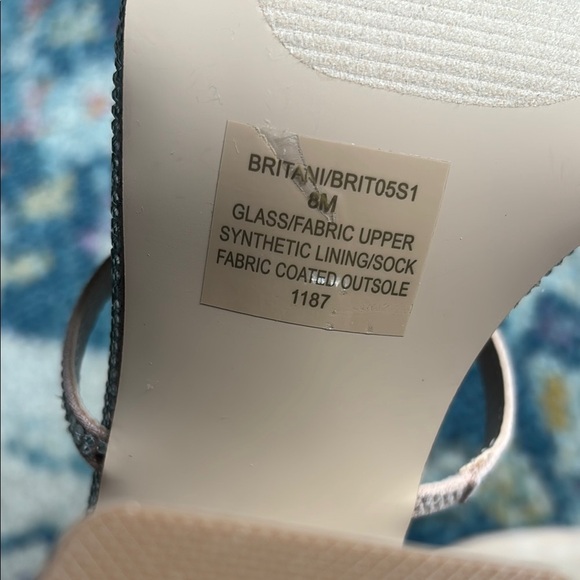 Steve Madden Silver rhinestone Strappy Women's Heels - Picture 7 of 8